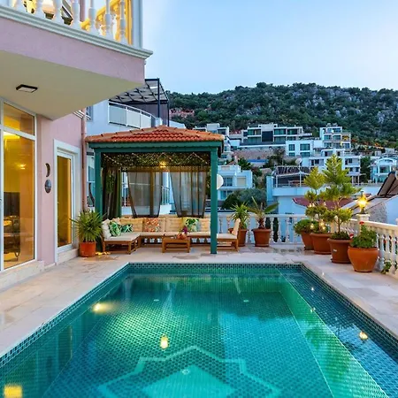 Villa Celeste Eskiomerler