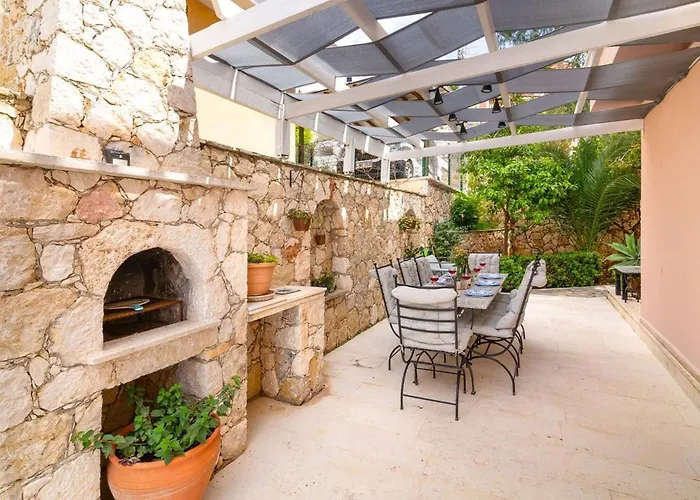 Villa Celeste Eskiomerler