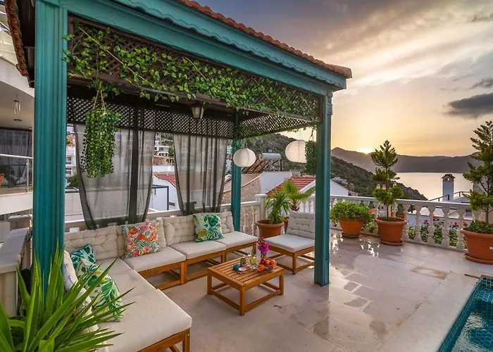 Celeste Villa Eskiomerler